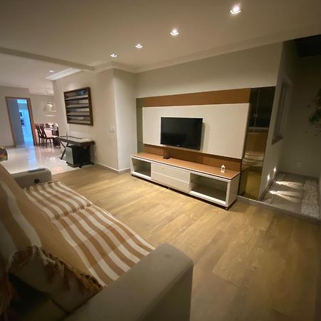 Apt 3Q Luxo Com Ar E Jacuzzi Na Beira Mar Guarapari Εξωτερικό φωτογραφία